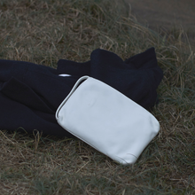 画像をギャラリービューアに読み込む, POUCH M / RT-puc-M